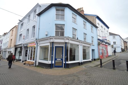 Bideford Office and retail premises for sale